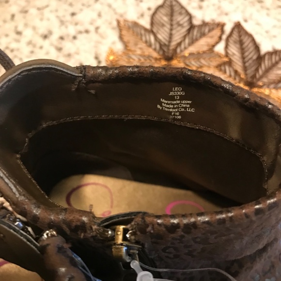 Ankle boots - Picture 5 of 11